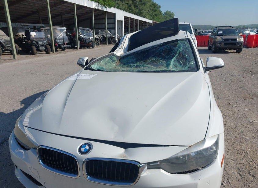 BMW 320I