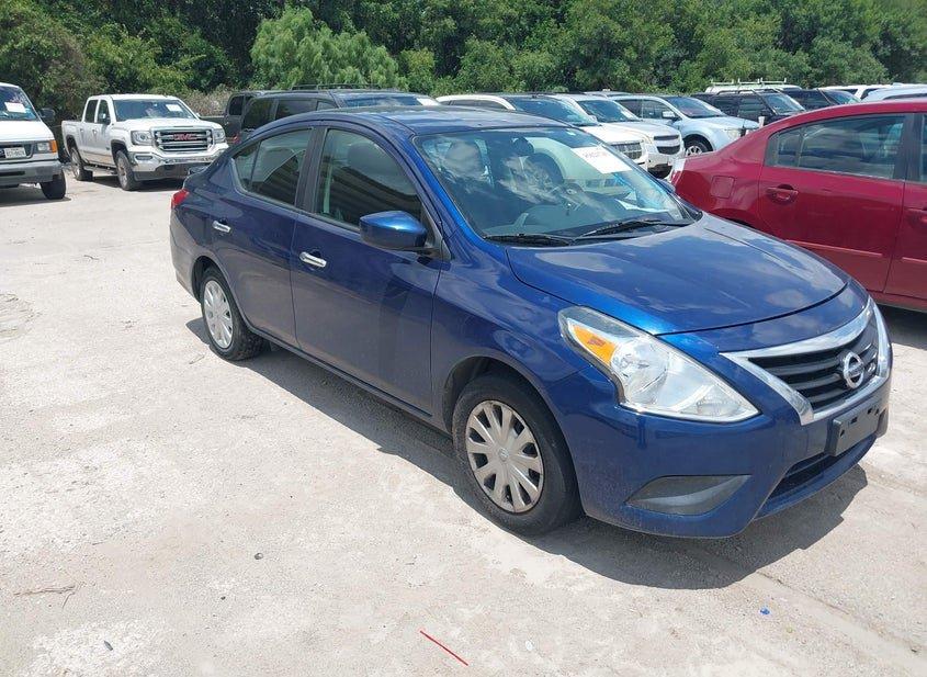 Nissan Versa