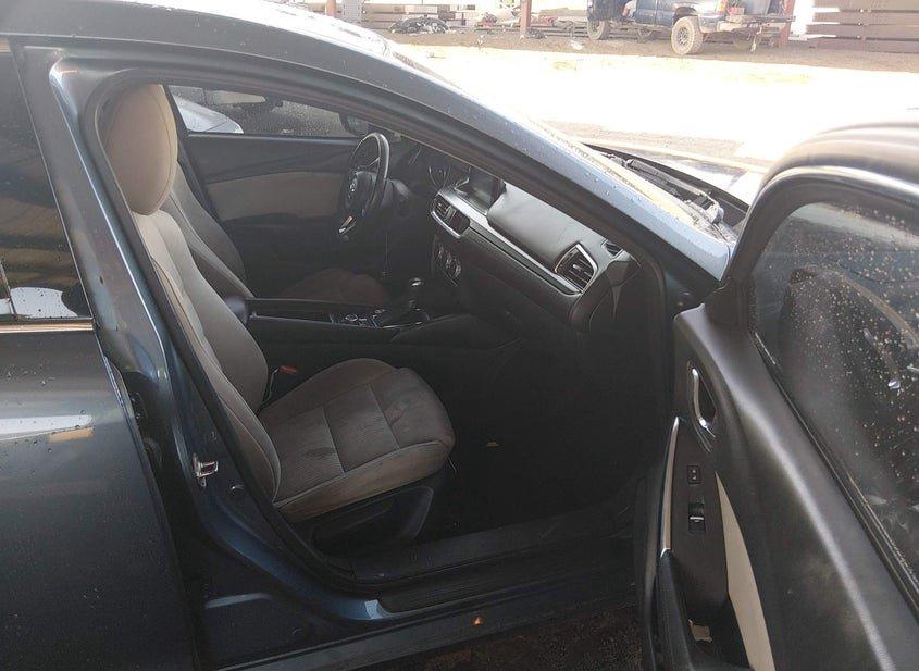Mazda Mazda6