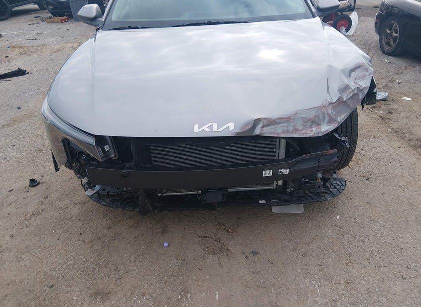 Kia K4
