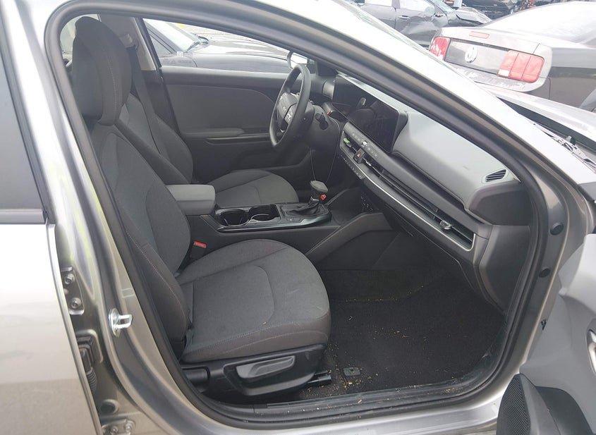 Kia K4
