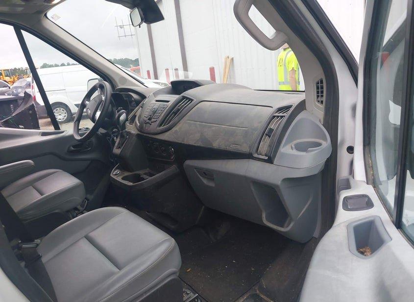 Ford Transit-350