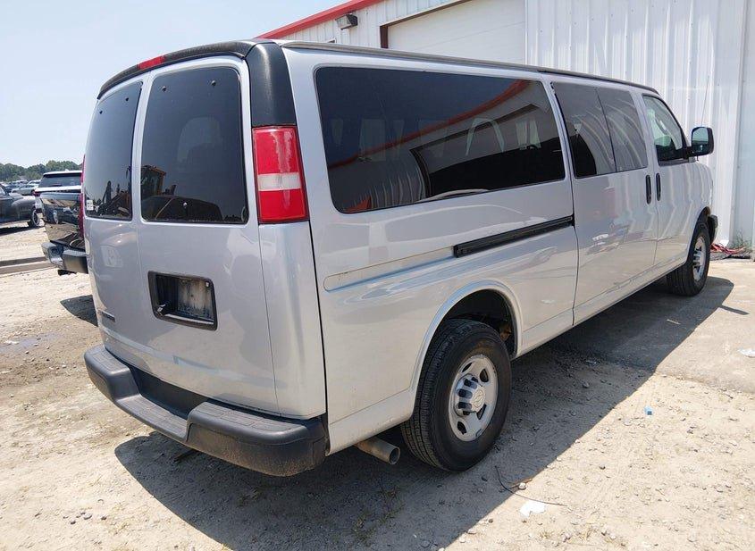 Chevrolet Express 3500