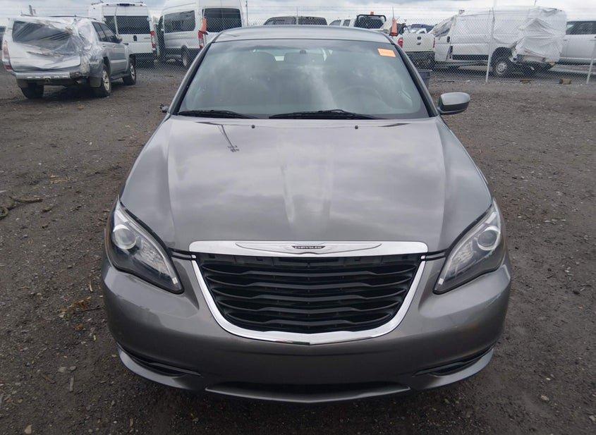 Chrysler 200