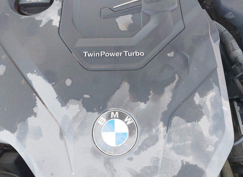 BMW 330I