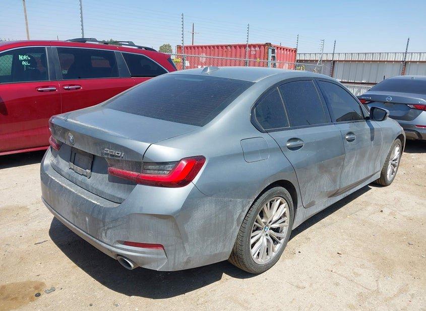 BMW 330I