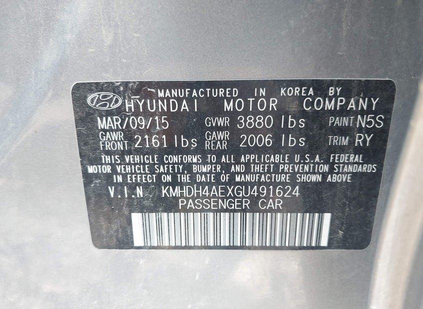Hyundai Elantra