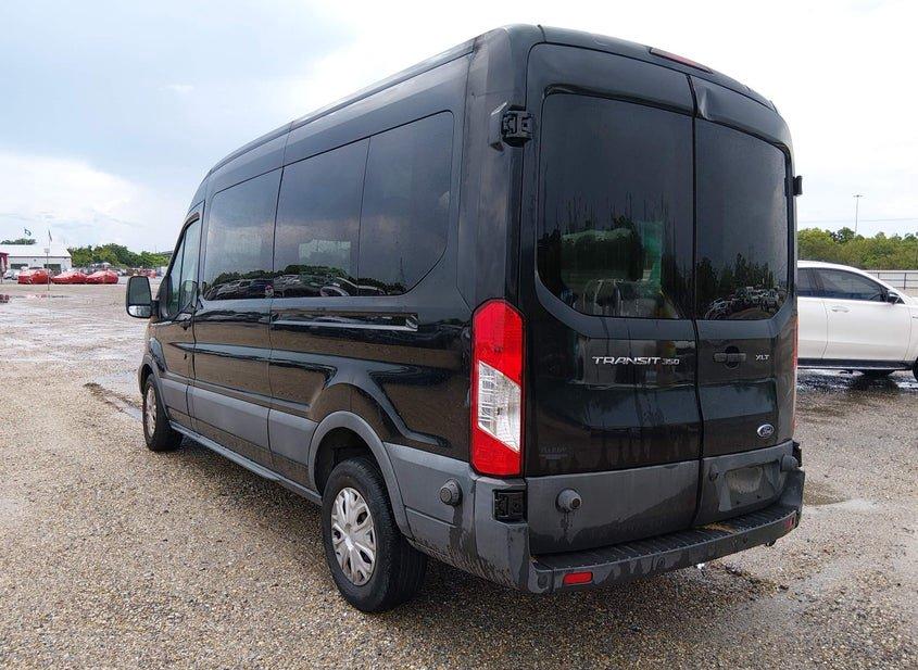 Ford Transit-350