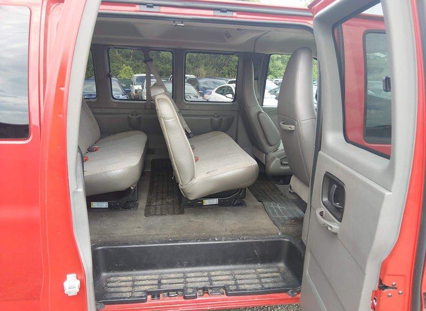 Chevrolet Express 3500