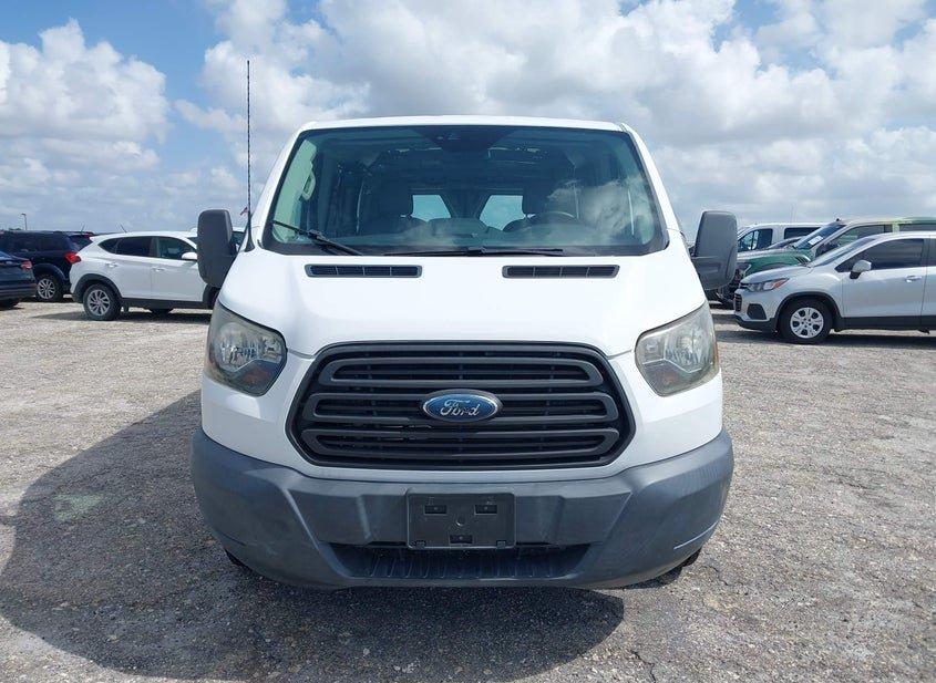 Ford Transit-150