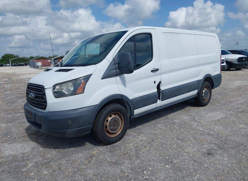 Ford Transit-150