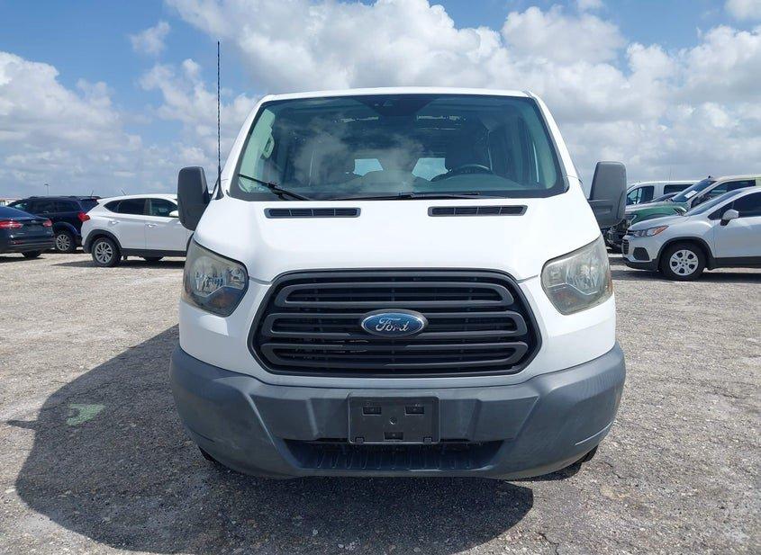 Ford Transit-150