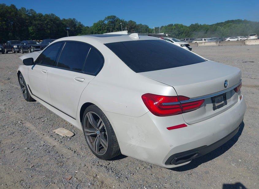 BMW 740I