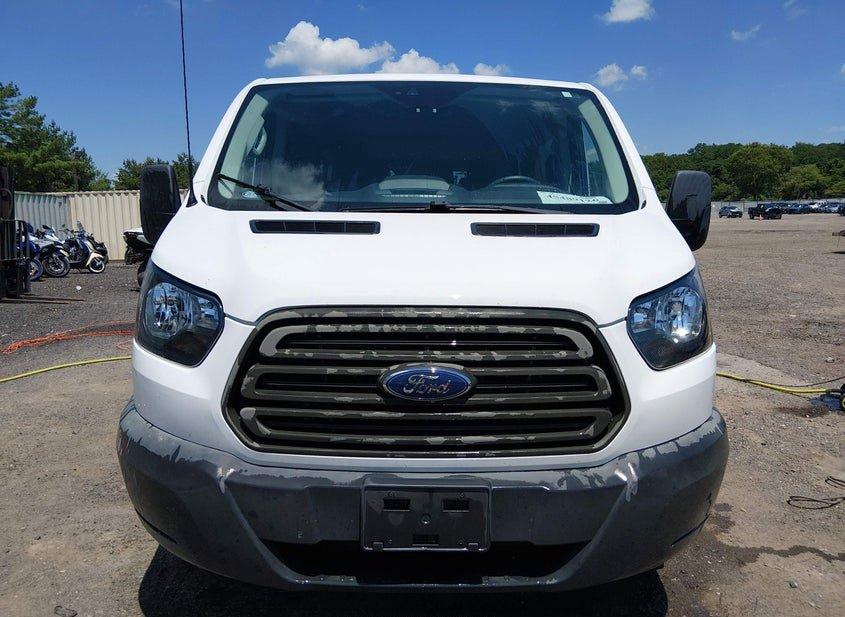 Ford Transit-350