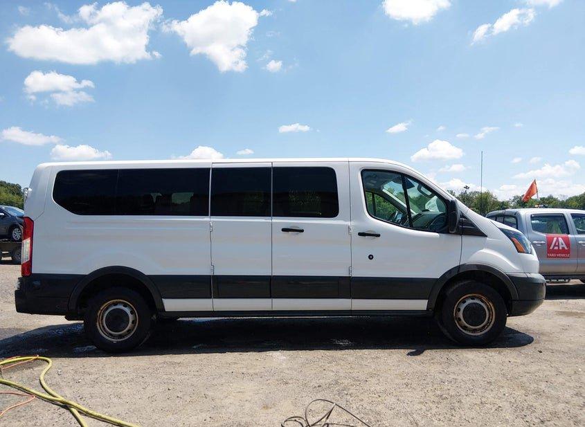 Ford Transit-350