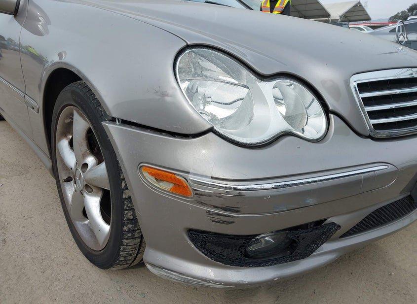 Mercedes-Benz C 230