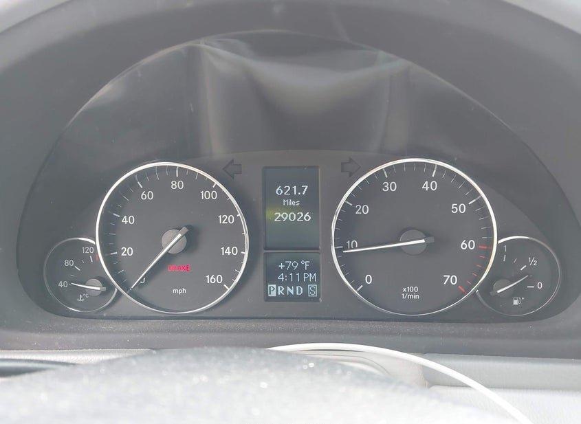 Mercedes-Benz C 230