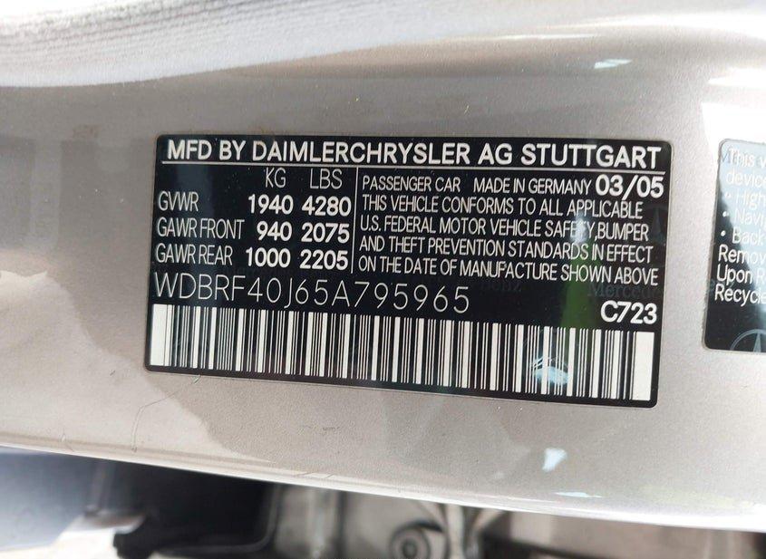 Mercedes-Benz C 230