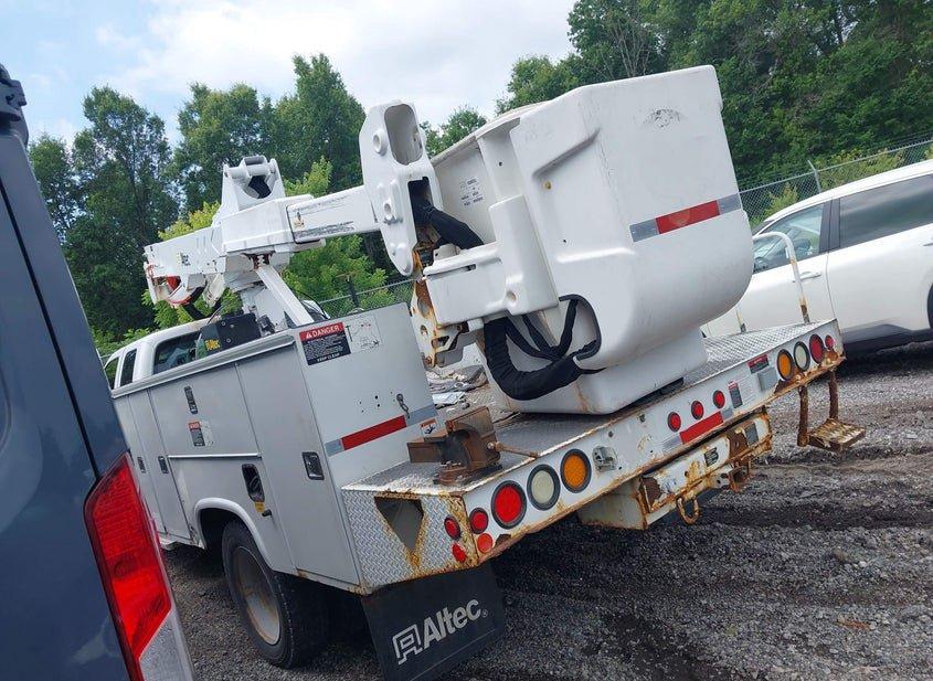 Ford *Rb - F-550 Chassis