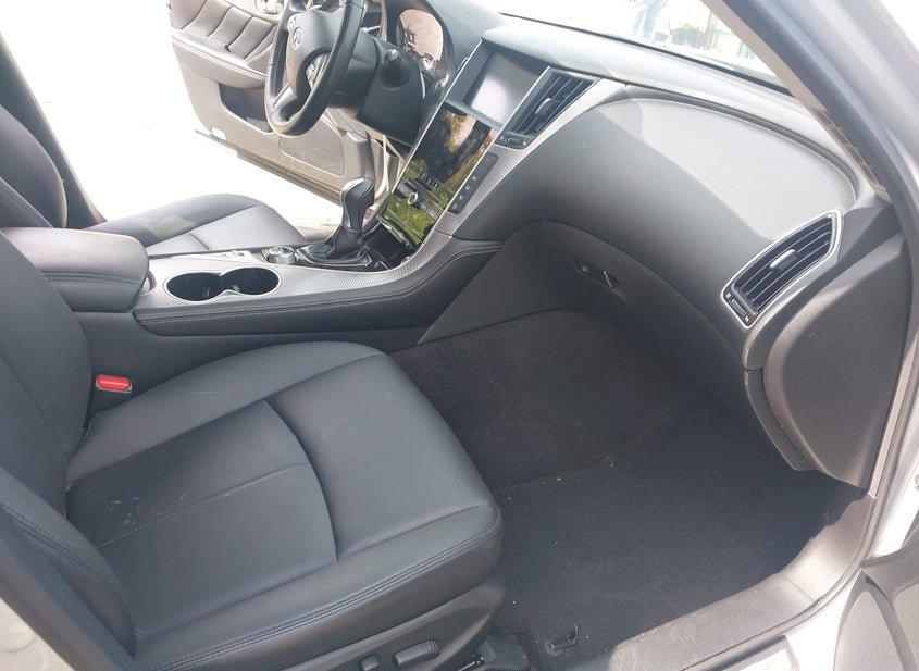 Infiniti Q50