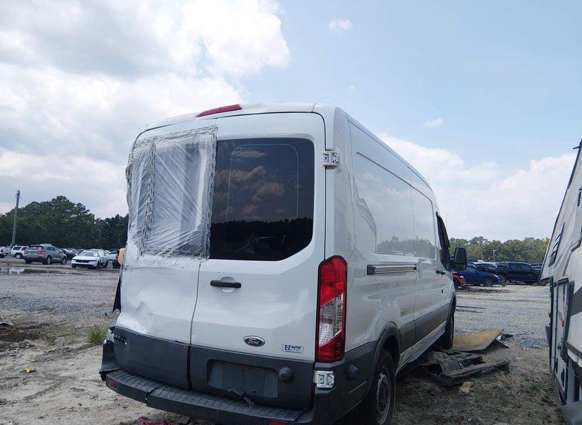 Ford Transit-150