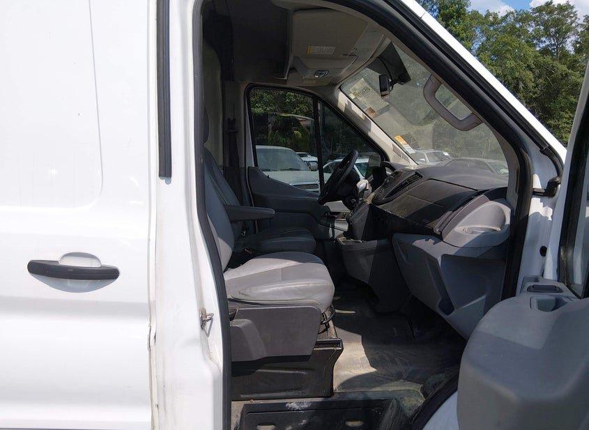 Ford Transit-150