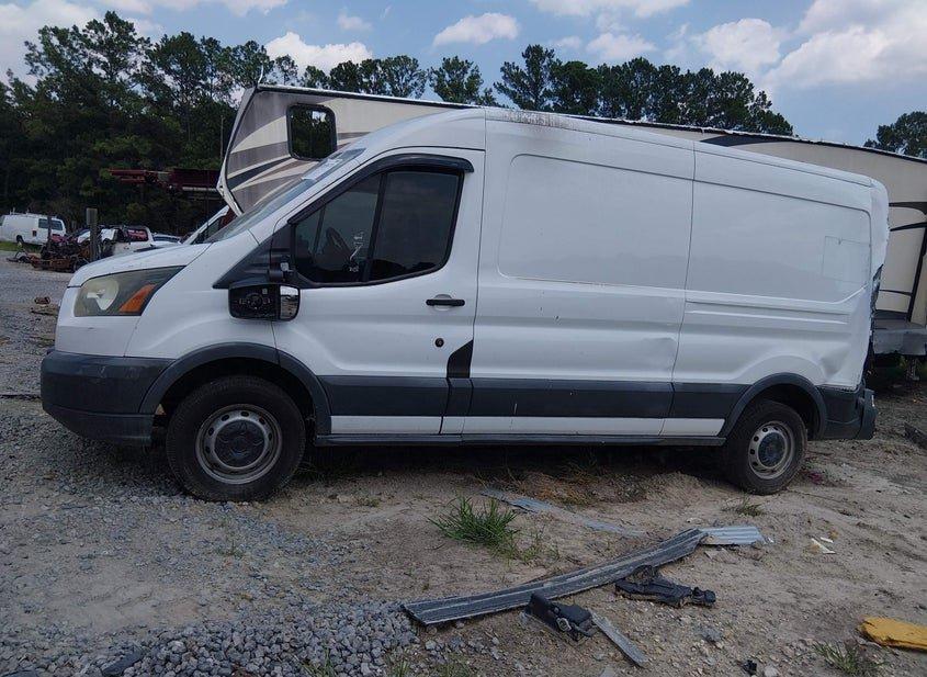 Ford Transit-150