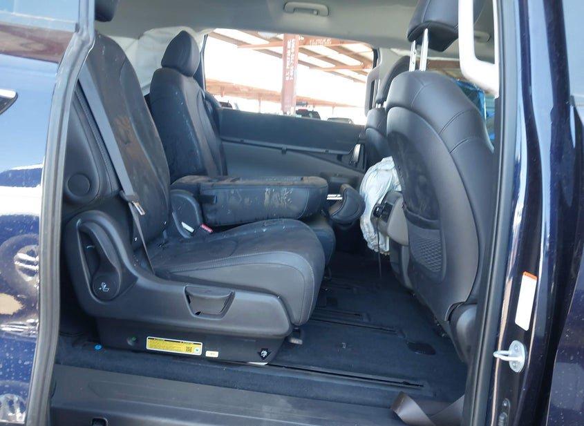 Kia Carnival Mpv Hybrid