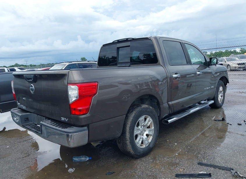 Nissan Titan