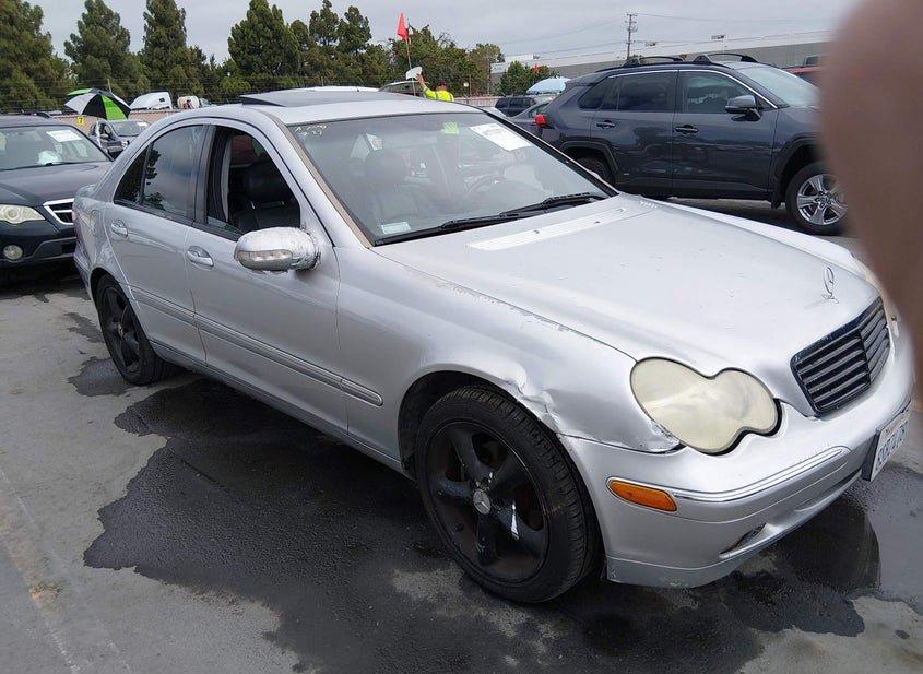 Mercedes-Benz C 240