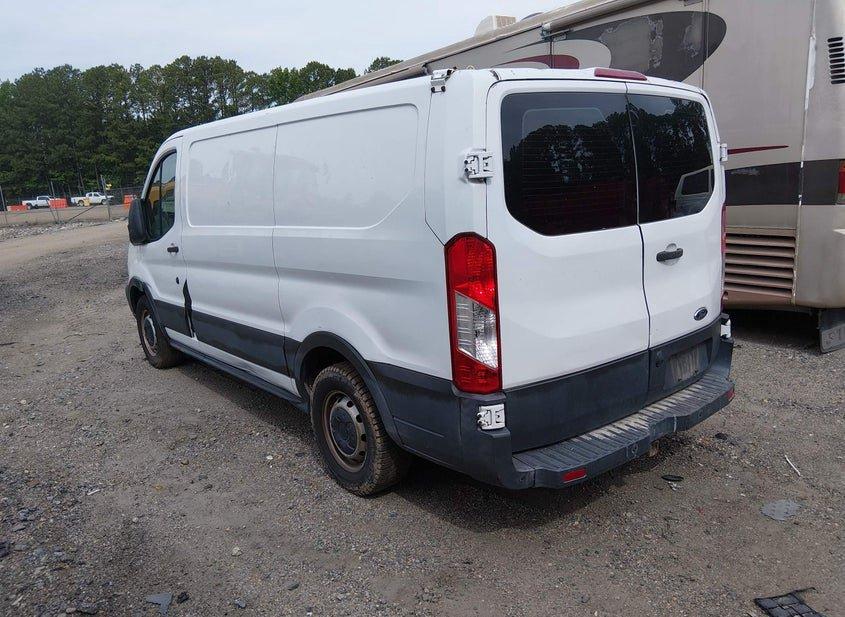 Ford Transit-150