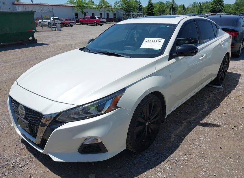 Nissan Altima