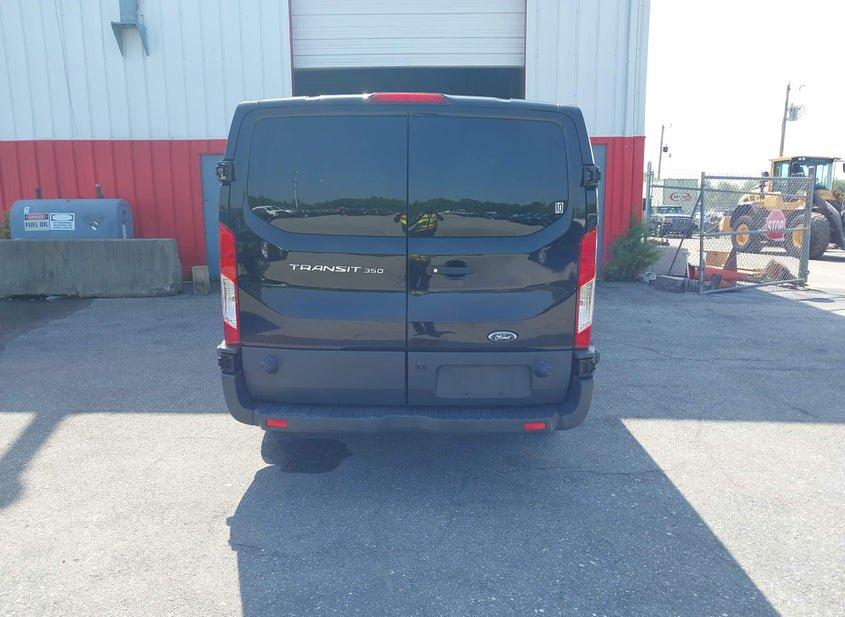 Ford Transit-350