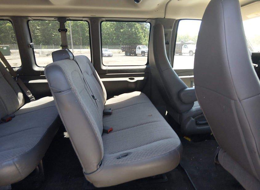 Chevrolet Express 3500