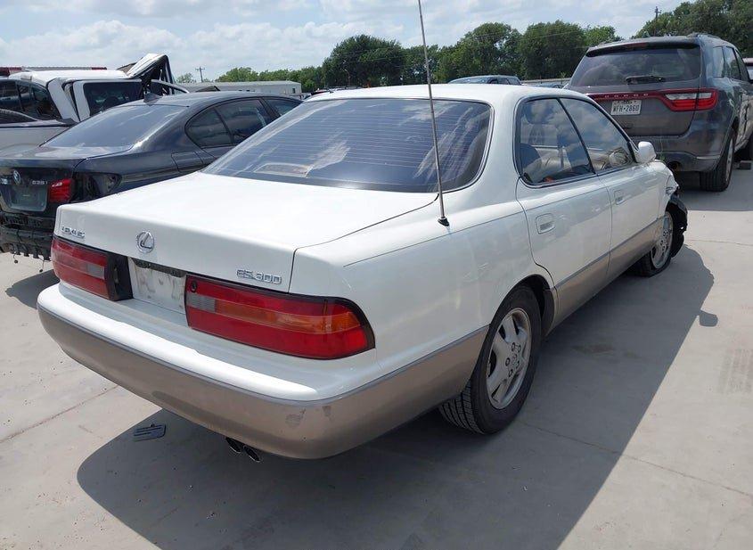 Lexus Es