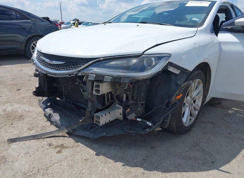 Chrysler 200
