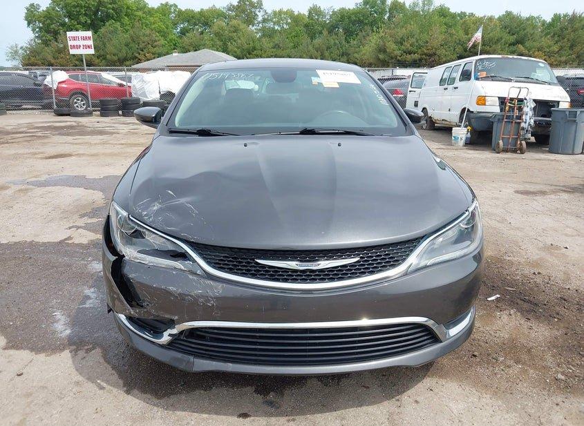 Chrysler 200