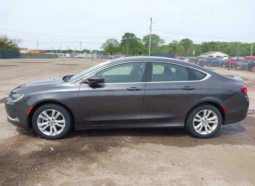 Chrysler 200