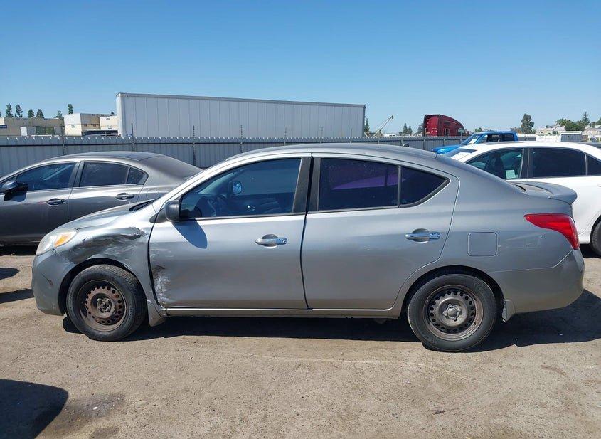 Nissan Versa