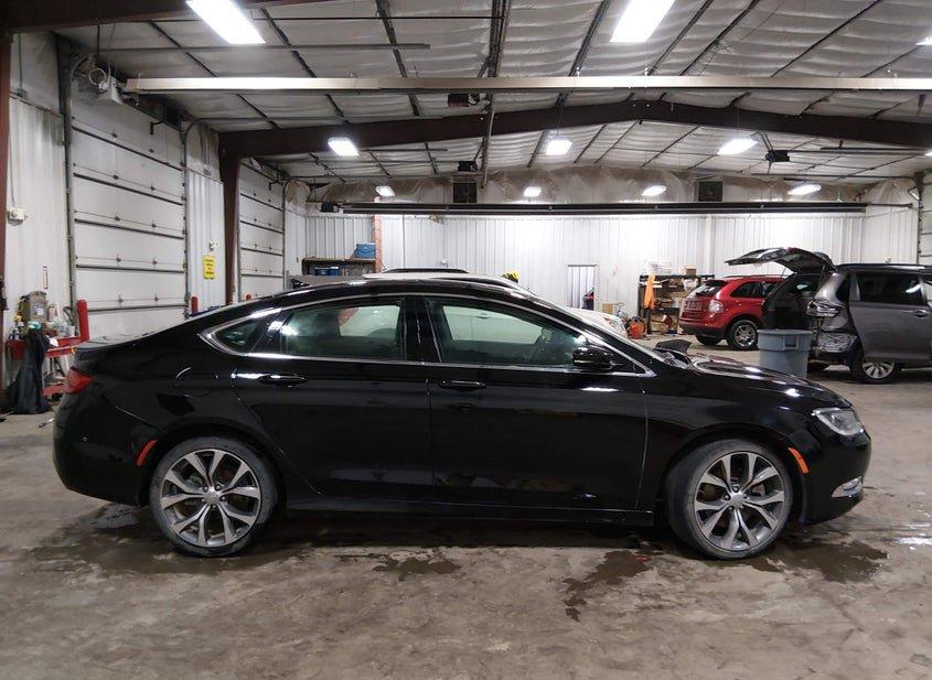 Chrysler 200