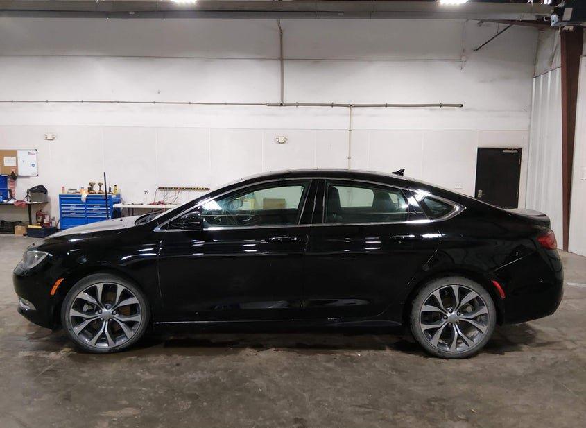 Chrysler 200