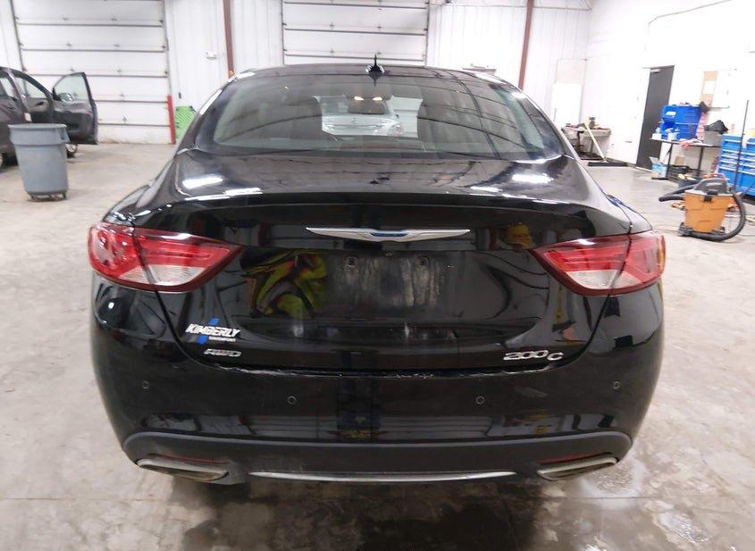 Chrysler 200