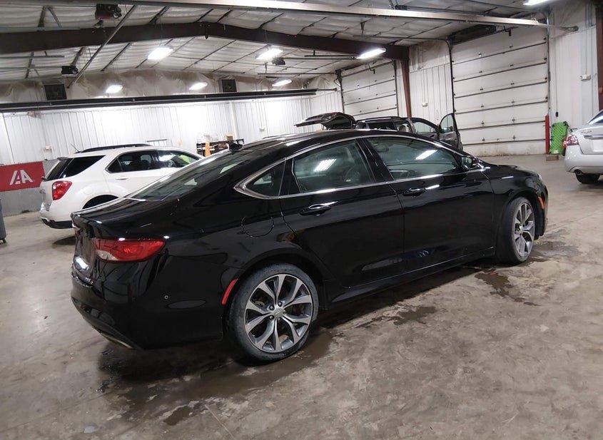 Chrysler 200