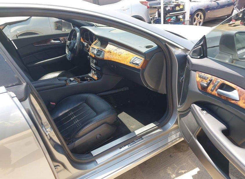 Mercedes-Benz Cls 550
