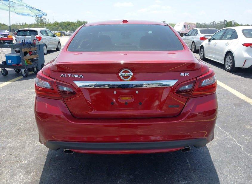 Nissan Altima