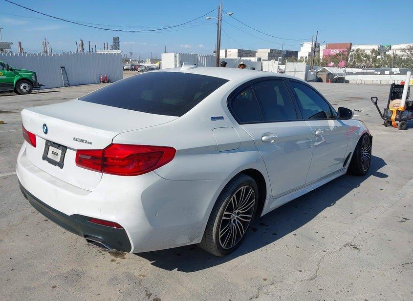 BMW 530E