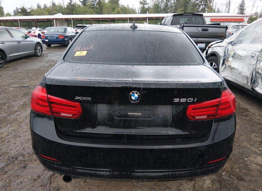 BMW 320I
