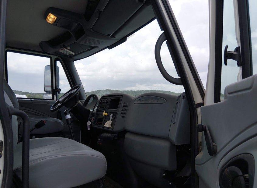 International 7000