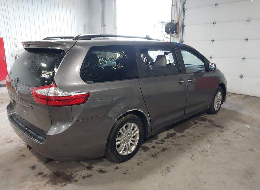 Toyota Sienna
