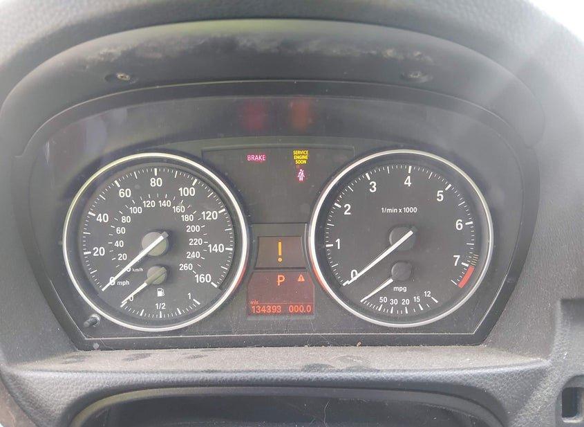 BMW 328I